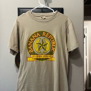 Banana Republic Beige Graphic T-Shirt